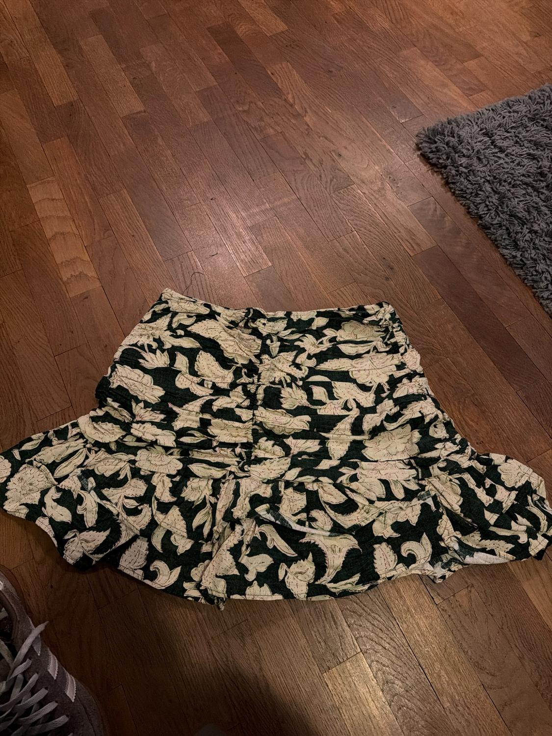 LINEN BLEND FLORAL PRINT MINI SKIRT - Image 3