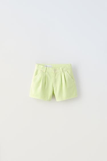 SHORT EN JEAN À PINCES - Vert lime fluo de Zara - Image 0