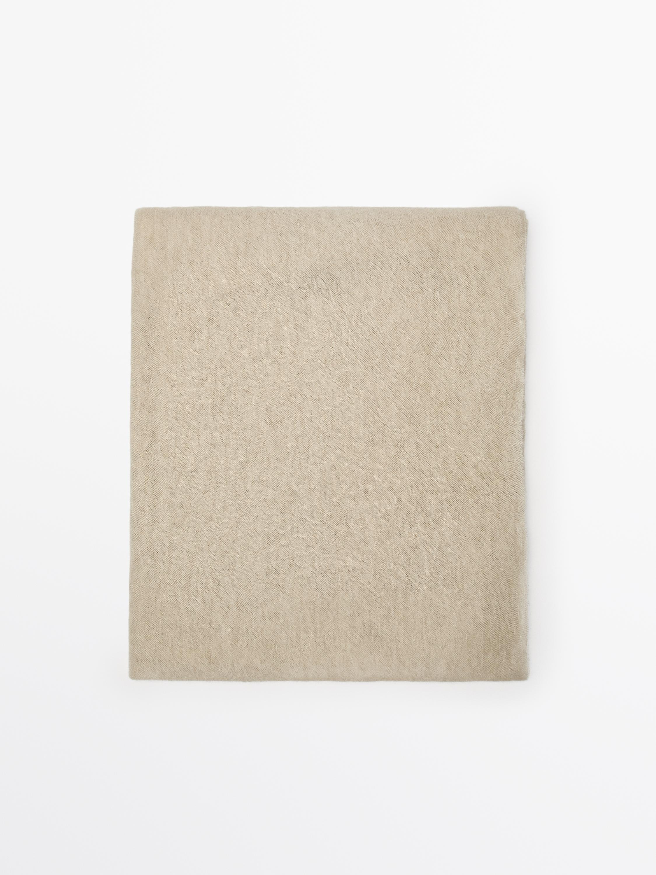 100% cashmere scarf