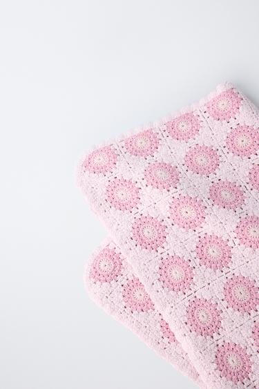 COUVERTURE EN MAILLE CROCHET À FLEURS - Rose clair de Zara - Image 2
