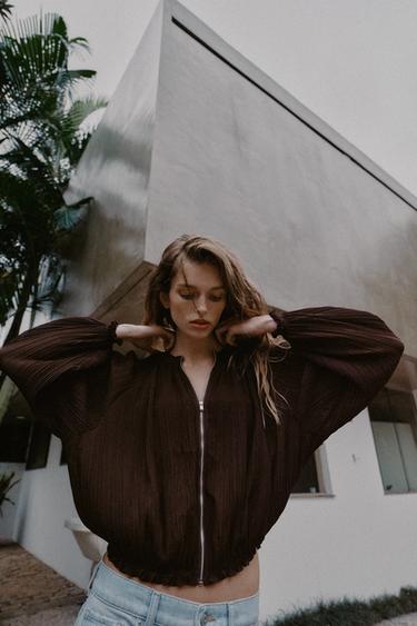 VESTE EN ORGANZA PLISSÉE - Marron de Zara - Image 1