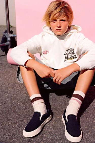 SUDADERA CAPUCHA GRAFFITI - Blanco de Zara