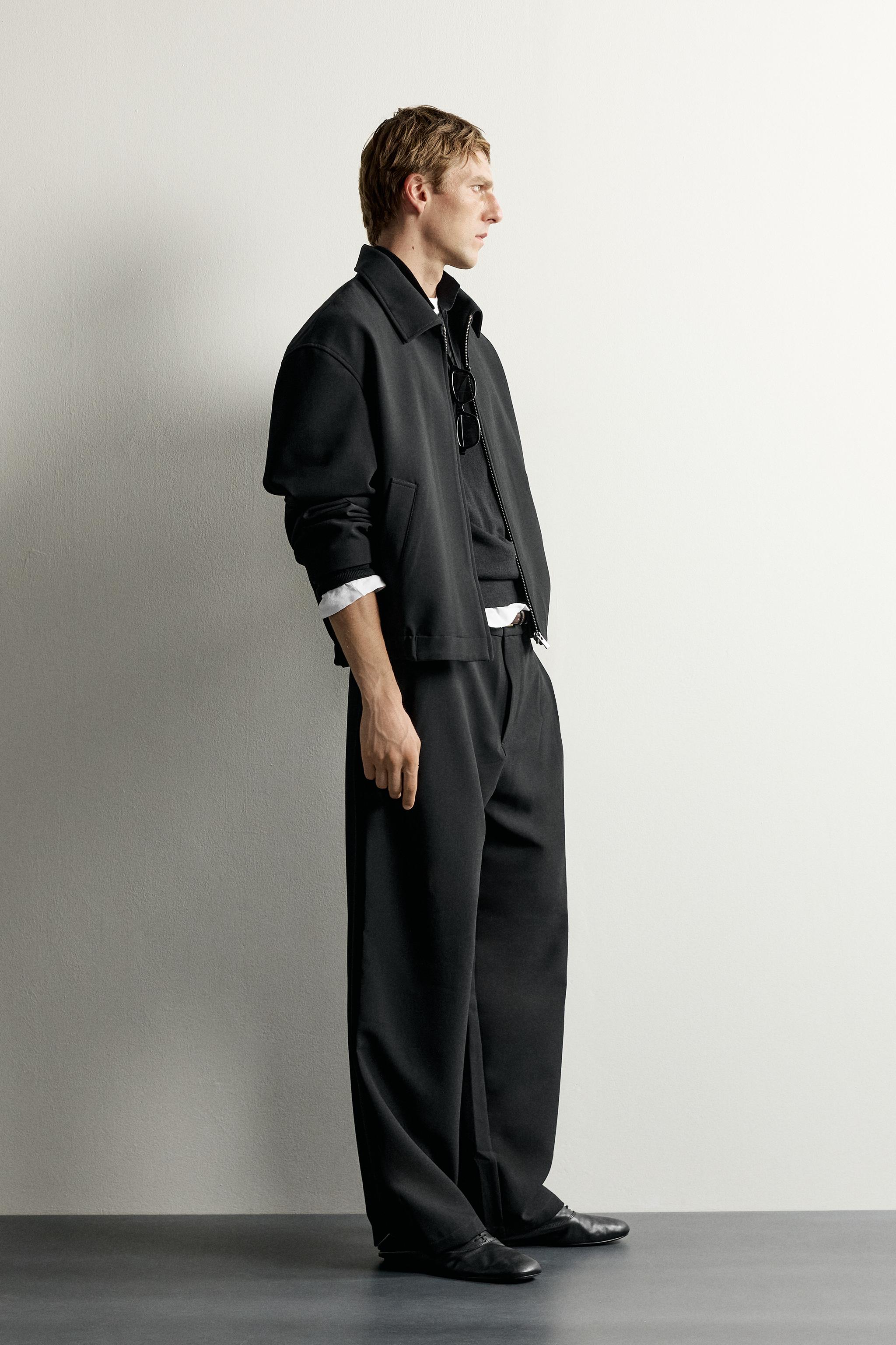 RELAXED FIT PLEATED JACKET