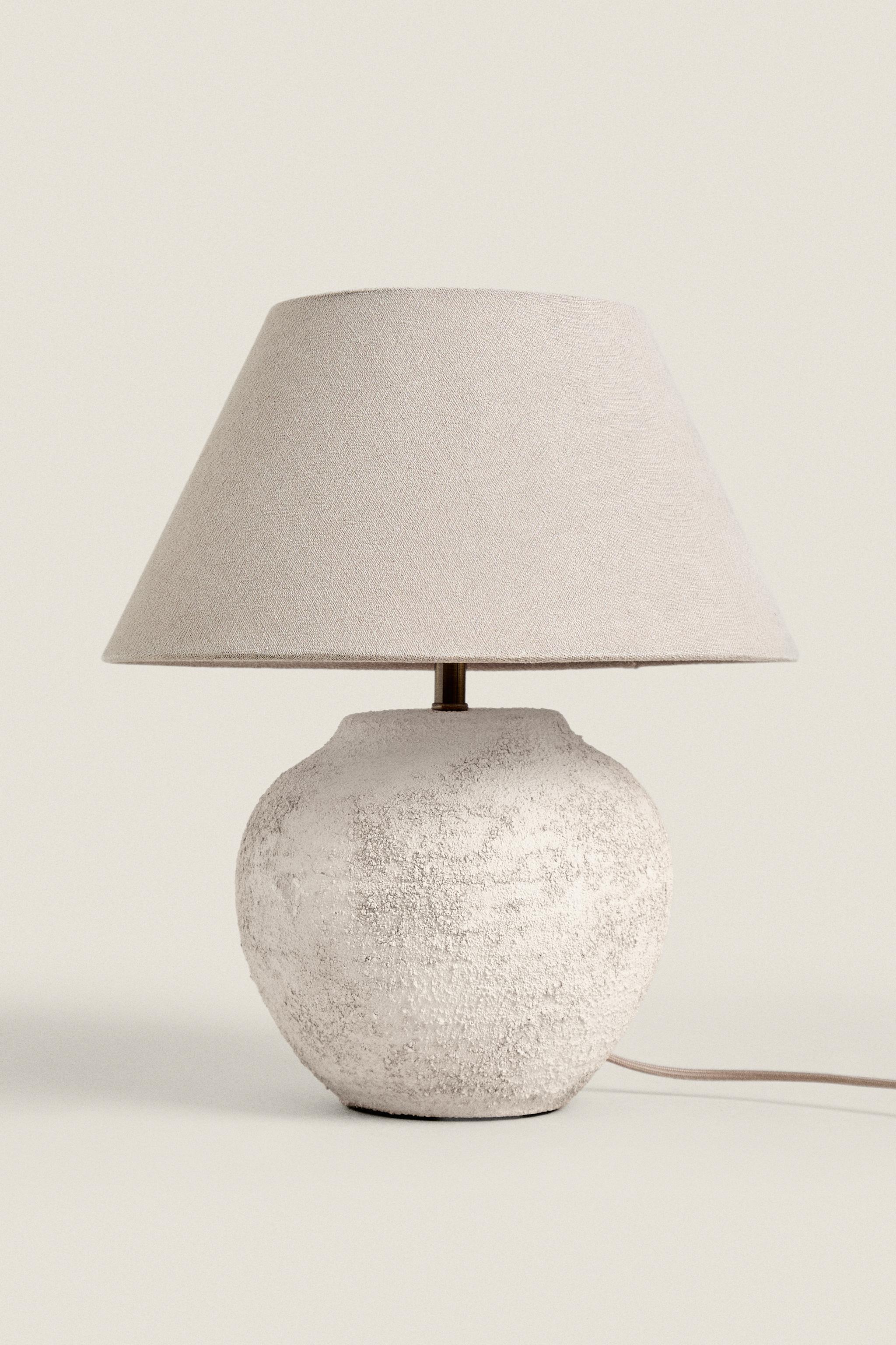 Aged Ceramic Table Lamp - Vintage Style Lighting