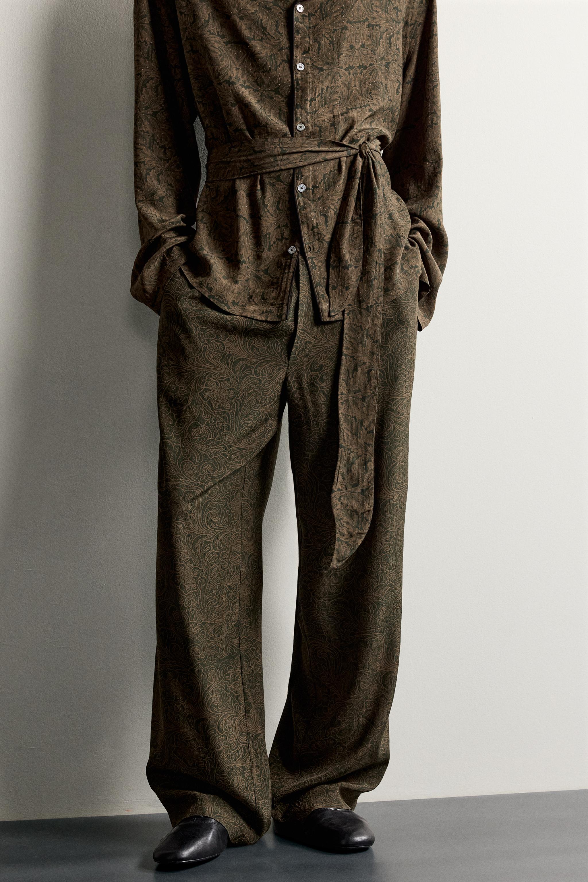 PRINTED FLOWY RELAXED-FIT PANTS