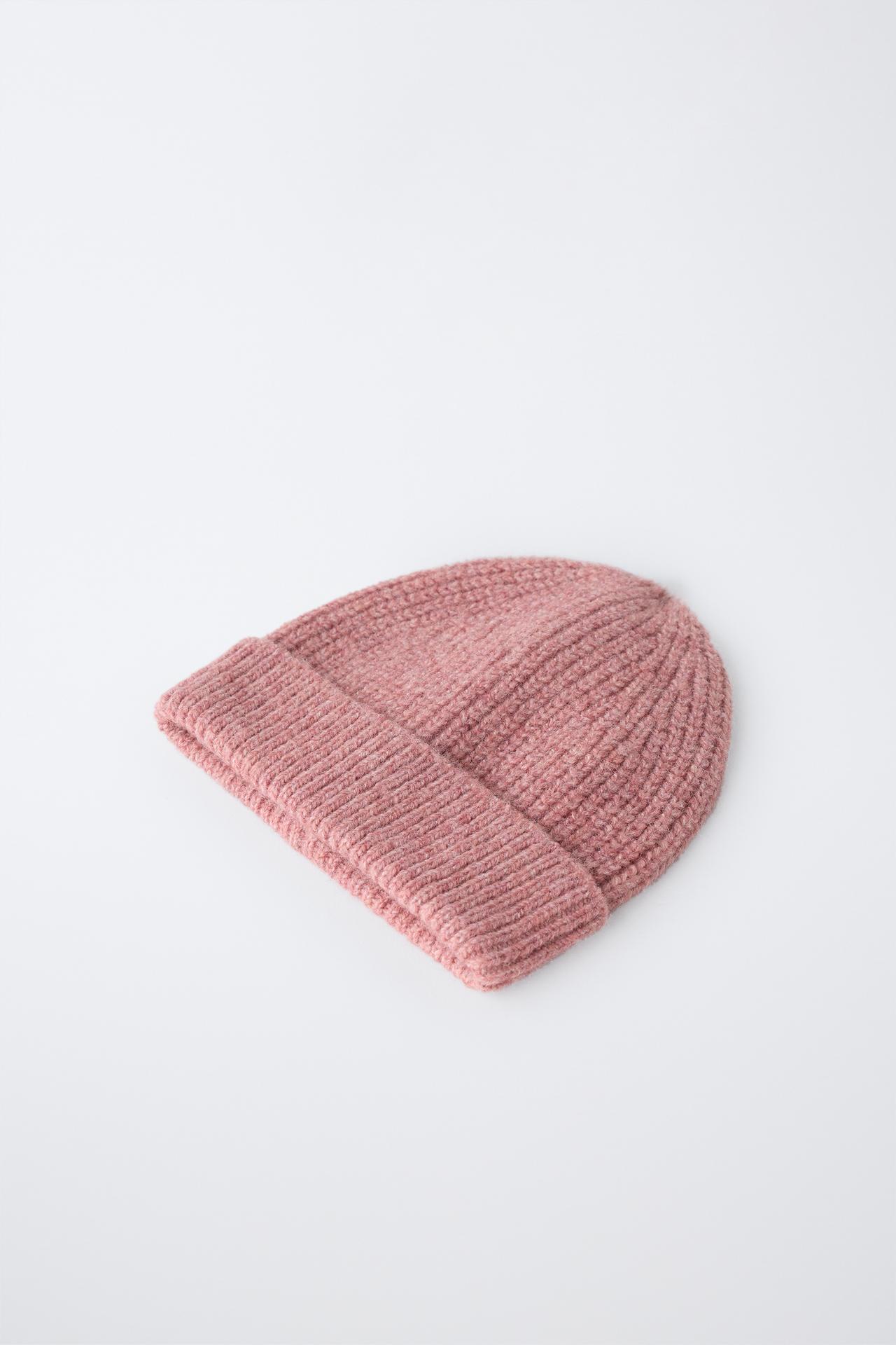 KNIT BEANIE — Pink