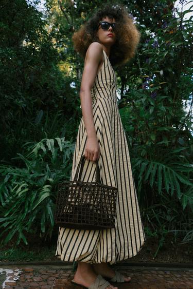 SAC À MAIN TRESSÉ - Marron de Zara