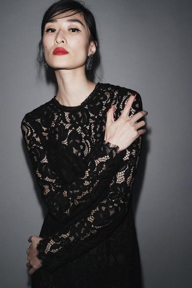 VESTIDO MIDI ENCAJE ZW COLLECTION LIMITED EDITION - Negro de Zara