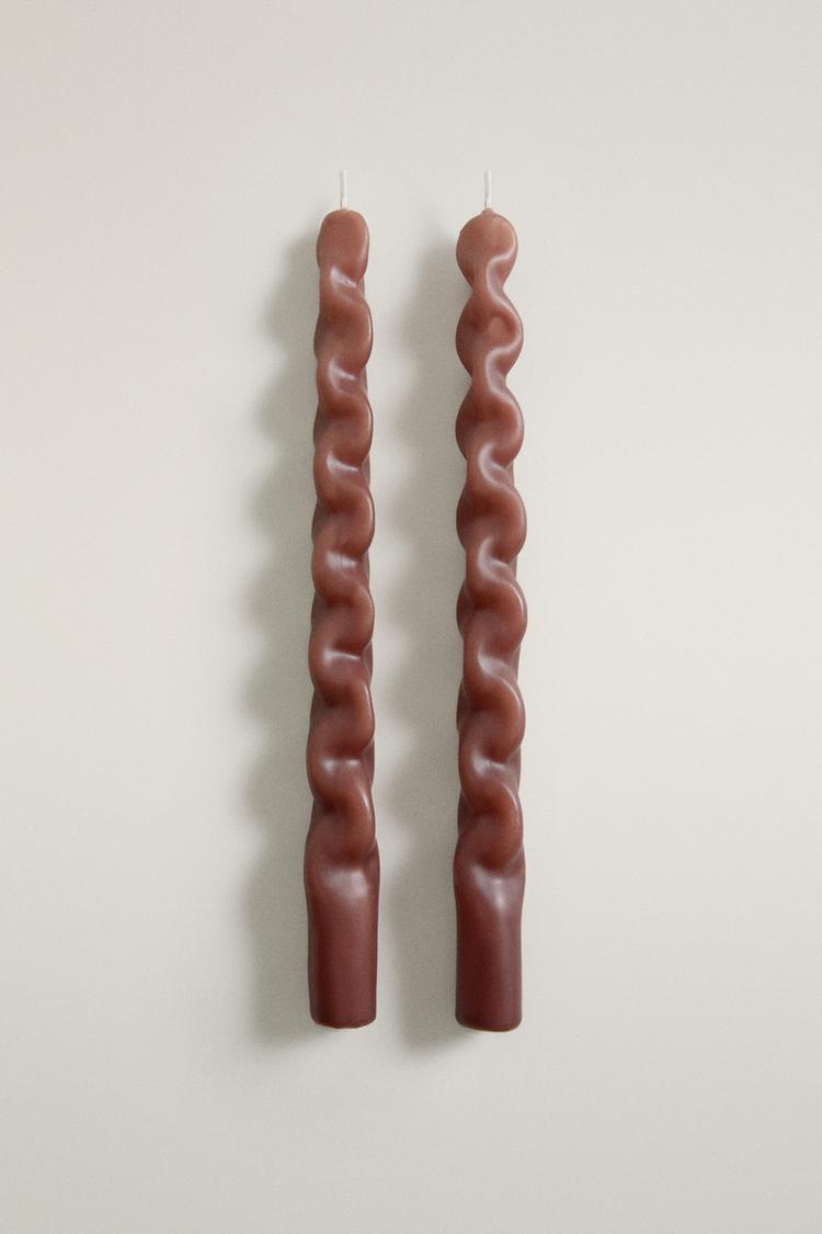 SET OF WAVY DECORATIVE CANDLES (SET OF 2) — Red