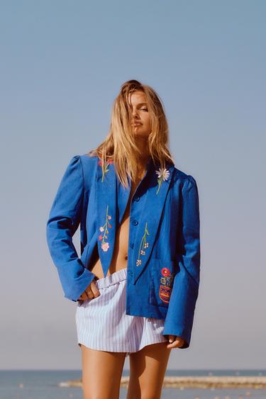 CHAQUETA BORDADOS - Azulón de Zara