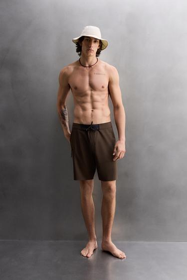 BOARDSHORT لركوب الأمواج - بني الخاص بـ Zara