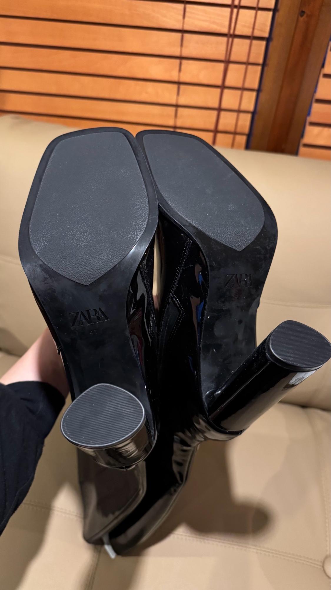 FAUX PATENT FINISH HIGH-HEEL BOOTS - Image 7