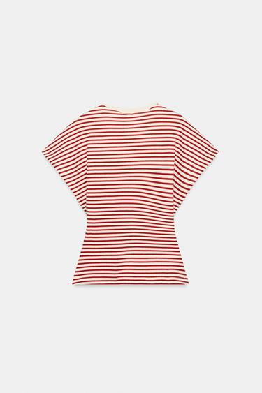 T-SHIRT AJUSTÉ À RAYURES - Rayure rouge de Zara - Image 7