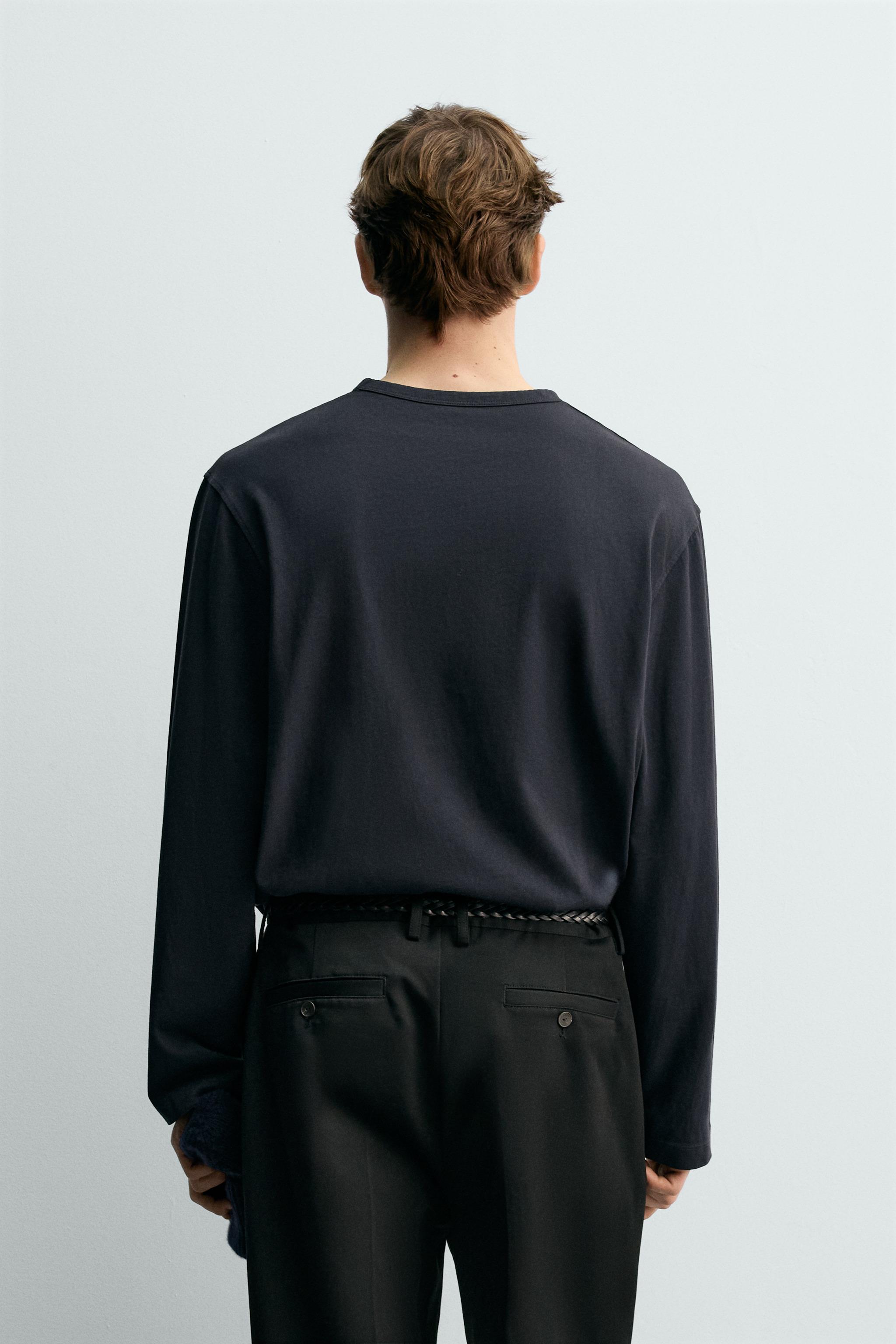 LONG SLEEVE POCKET T-SHIRT AARON LEVINE X ZARA