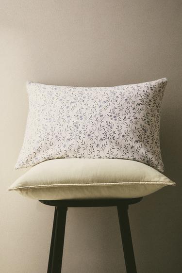 HOUSSE DE COUSSIN MINI-FLEURS - Écru de Zara - Image 5