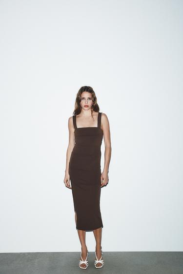 VESTIDO MIDI FRUNCES - Marrón de Zara