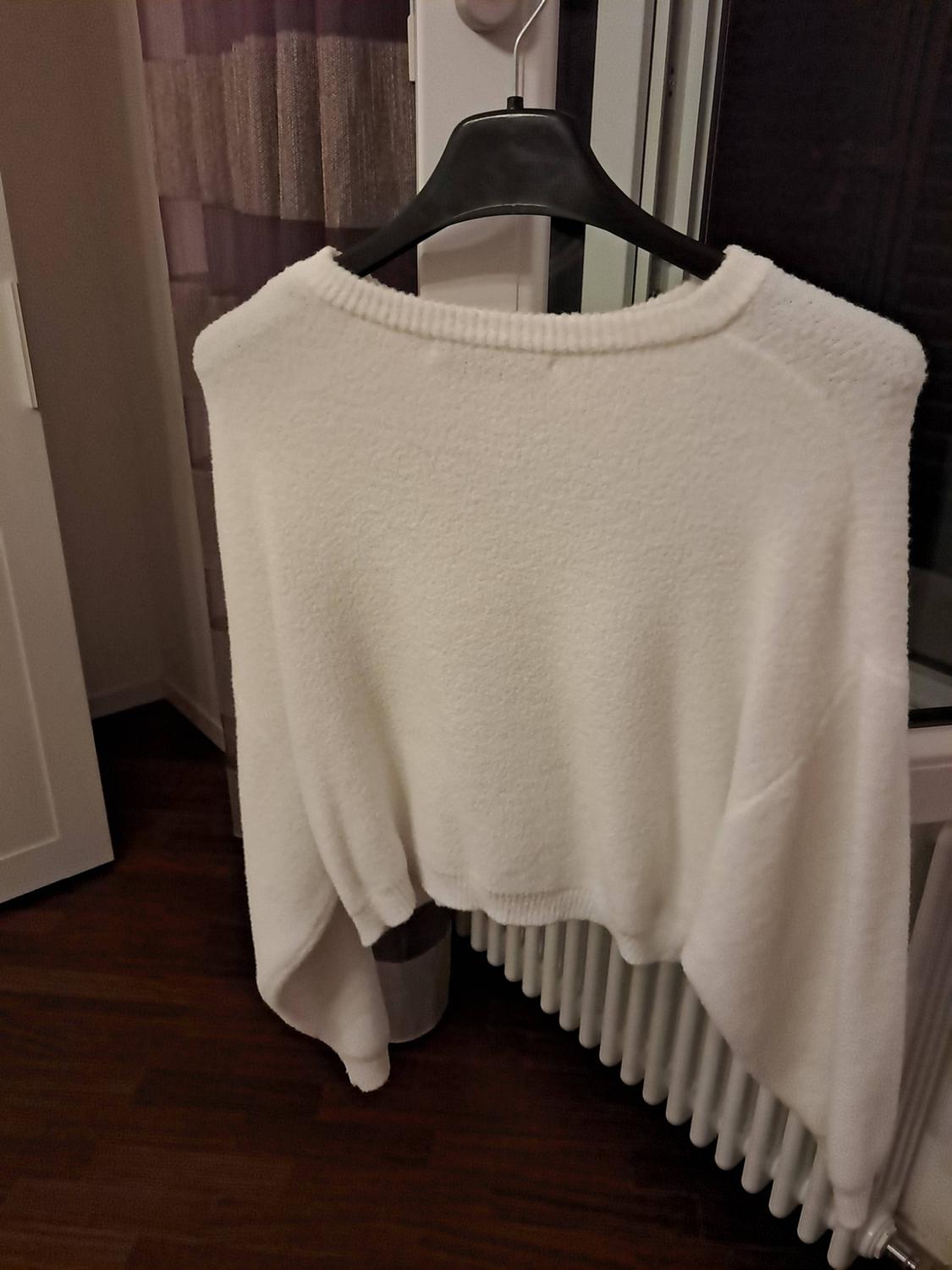SOFT-TOUCH KNIT SWEATER - Image 2