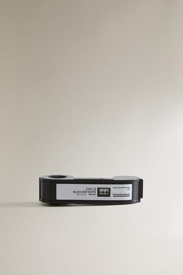FILM ZWART-WITFOTO'S LOMOGRAPHY - Zwart van Zara - Afbeelding 0
