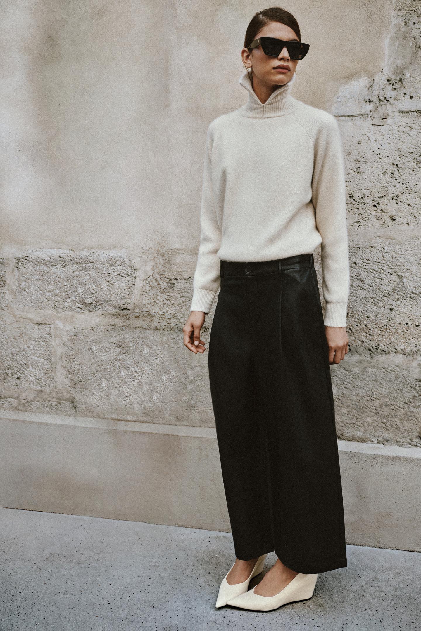 Женские брюки Zara Faux Leather Pleated Culotte, цвет: Чёрный — фото 5