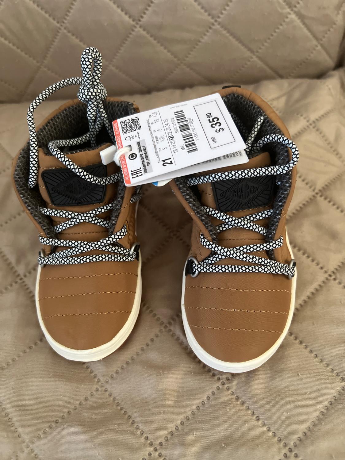 BABY/ CONTRASTING HIGH TOPS - Image 2