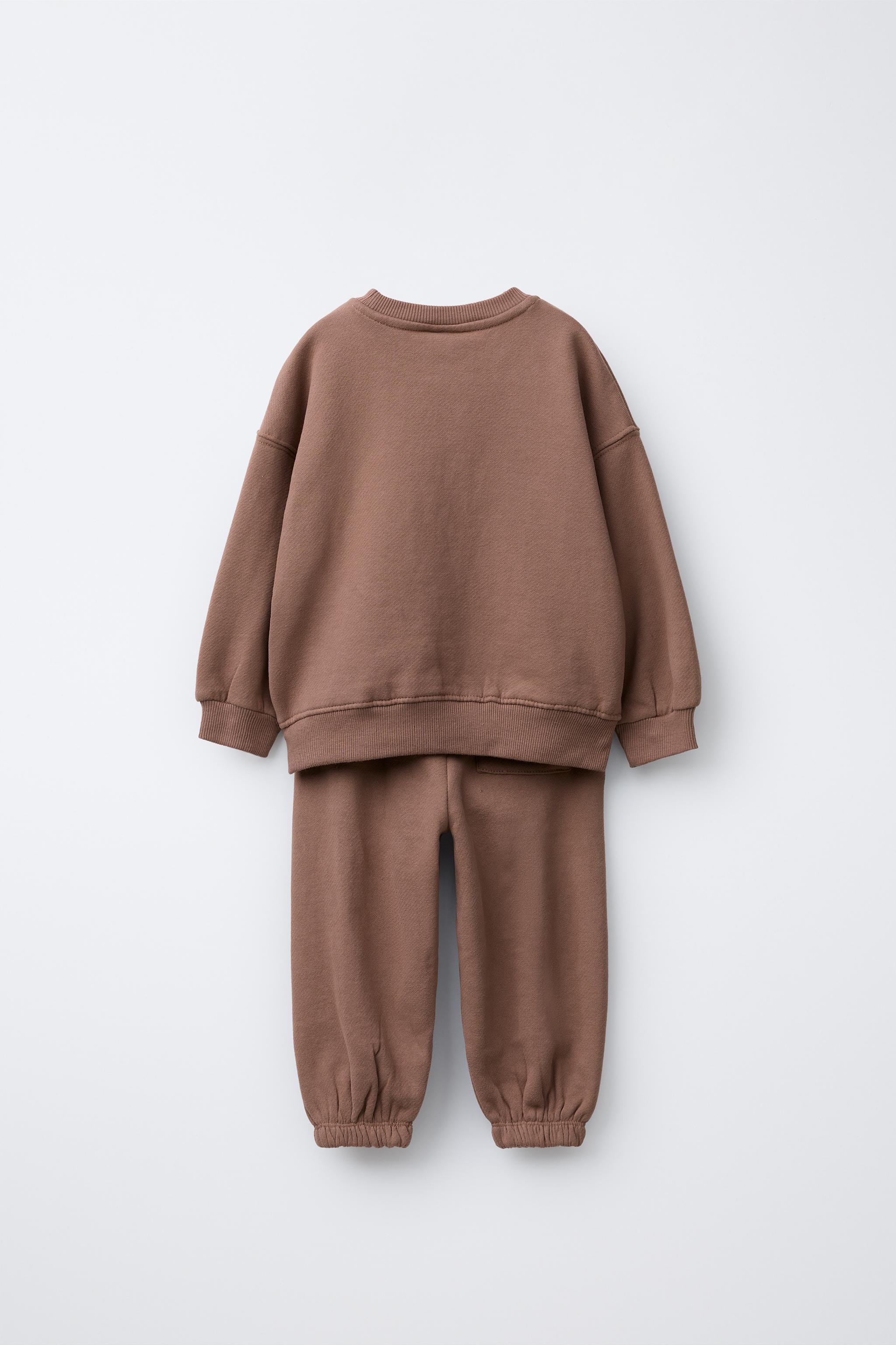 ZARA シャイニーテキストスウェットシャツ　ラメジョガーパンツ　セットアップ ZARA シャイニーテキストスウェットシャツ ラメジョガーパンツ