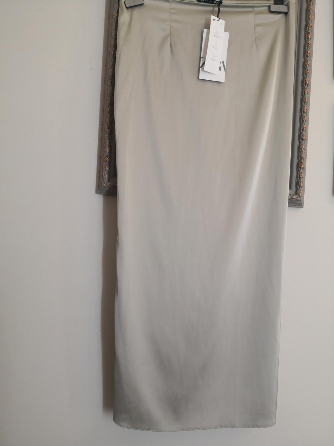 GATHERED SATIN SKIRT - Image 2