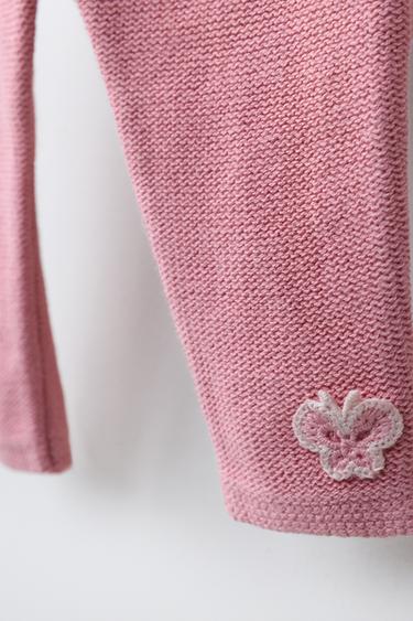 PANTALON EN MAILLE AVEC DÉCOR PAPILLON - Rose moyen de Zara - Image 3