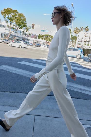 PANTALON DROIT TAILLE HAUTE - Écru de Zara - Image 2