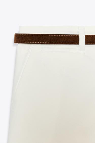 BERMUDA À PINCES AVEC CEINTURE - Écru de Zara - Image 7