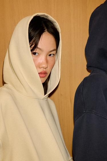 SWEAT À CAPUCHE EFFET DÉLAVÉ - Jaune de Zara - Image 3