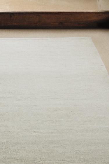 TAPPETO LANA SOLID - Beige chiaro di Zara