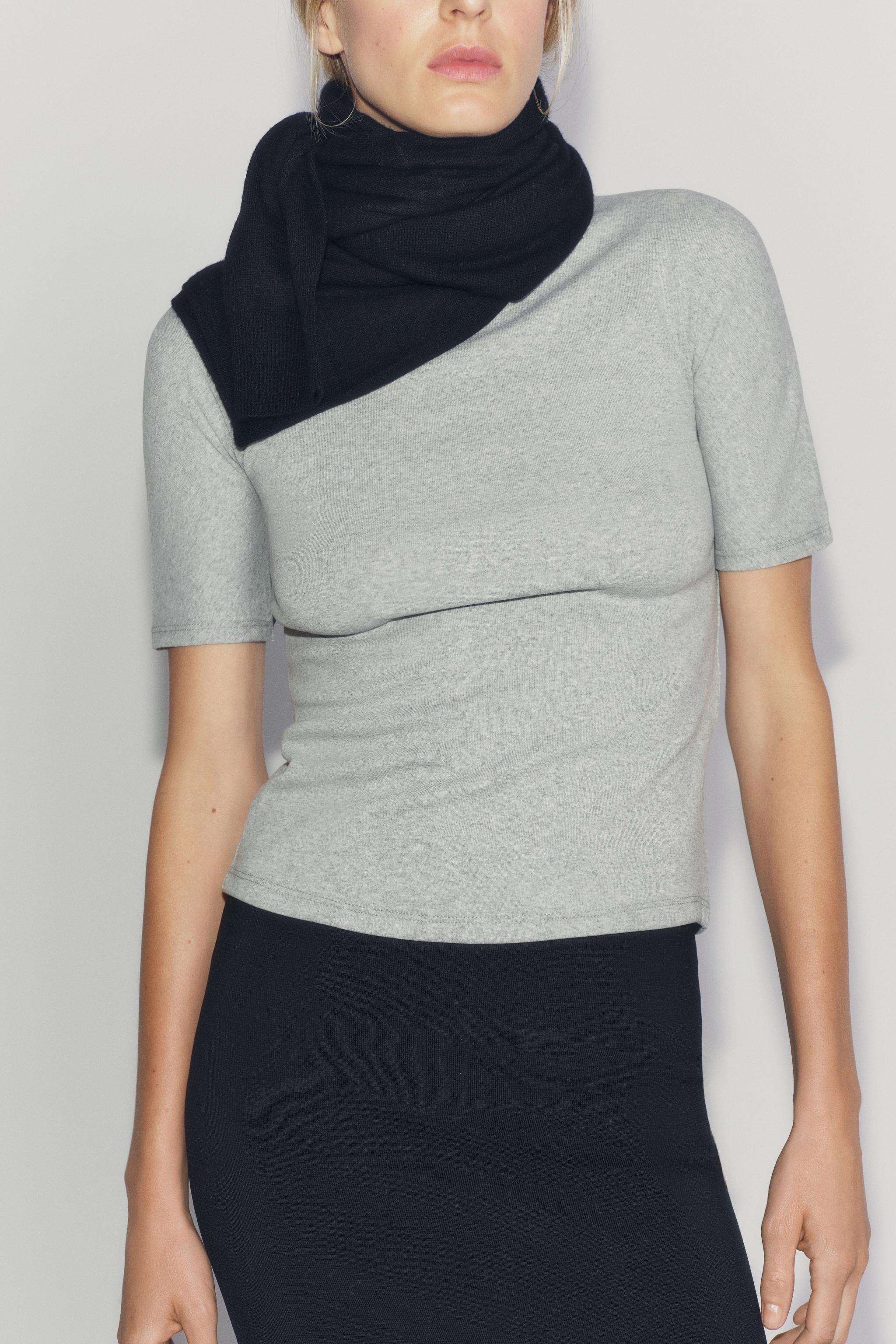 BUTTONED STAND-UP COLLAR T-SHIRT — Gray marl
