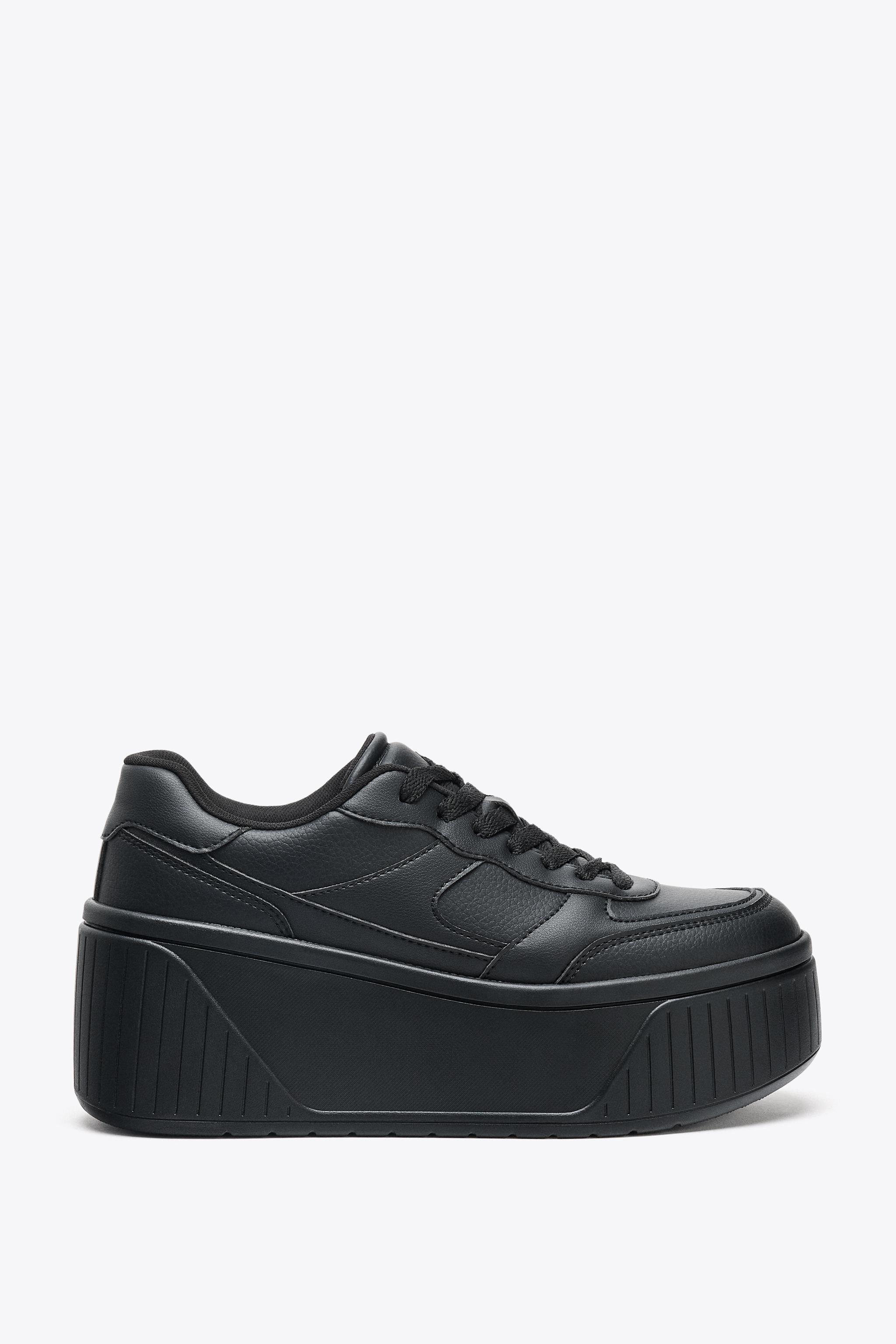 新品タグ付き⭐︎ZARA プラットフォームローファー 37（24cm）ブラック プラットフォームローファー ブラック ZARA - メルカリ