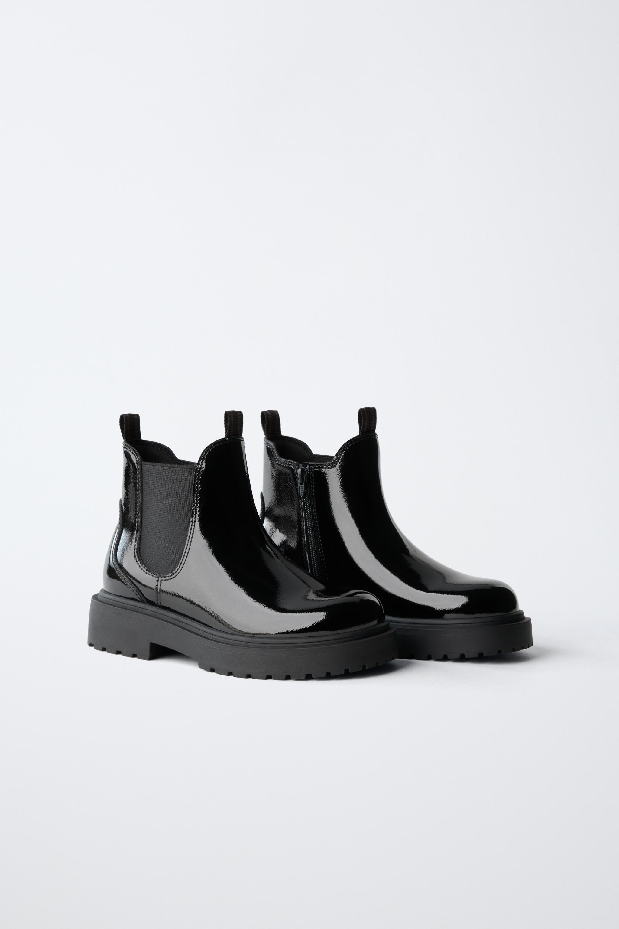 PATENT ANKLE BOOTS — Black