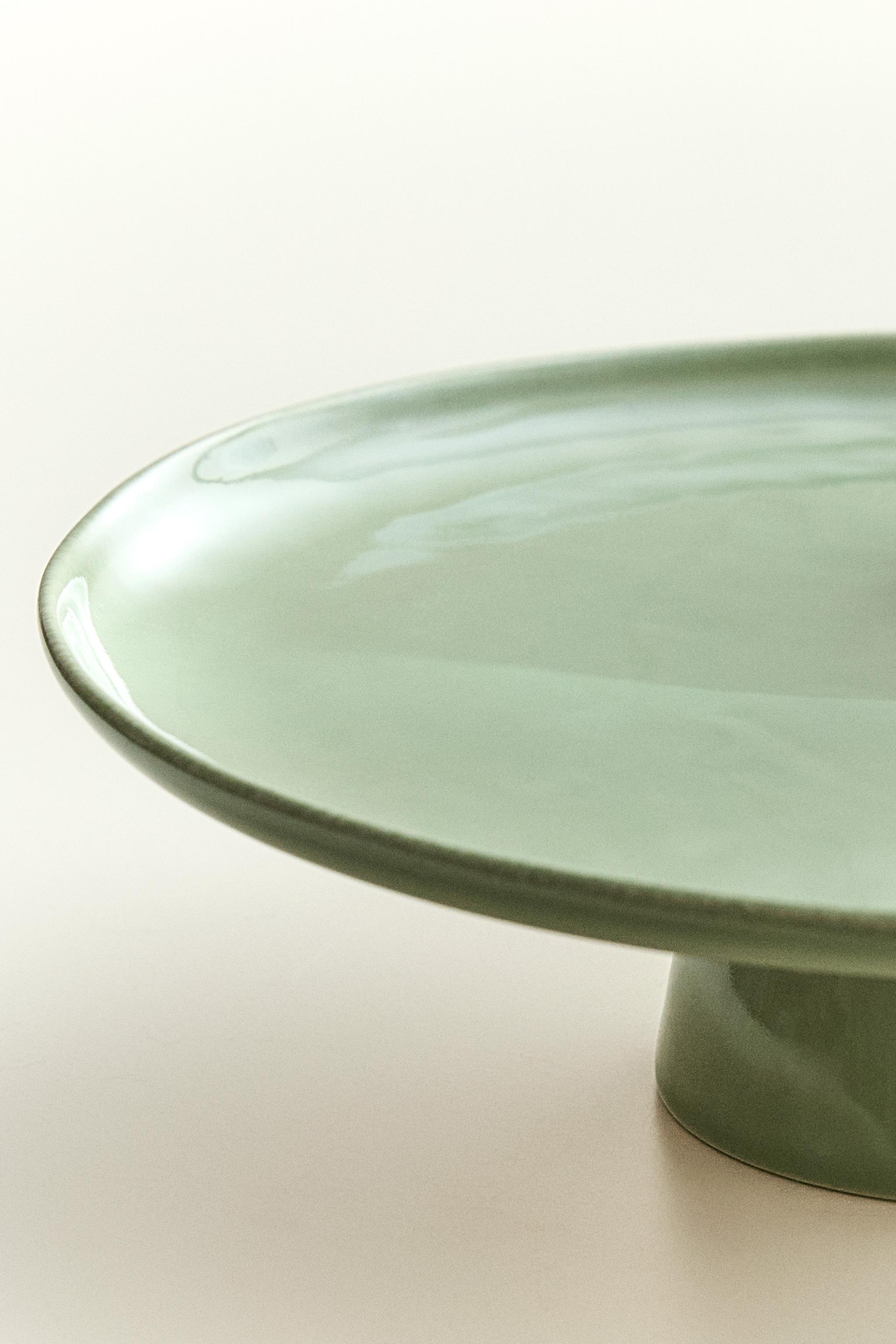 STONEWARE CAKE DISH — Green