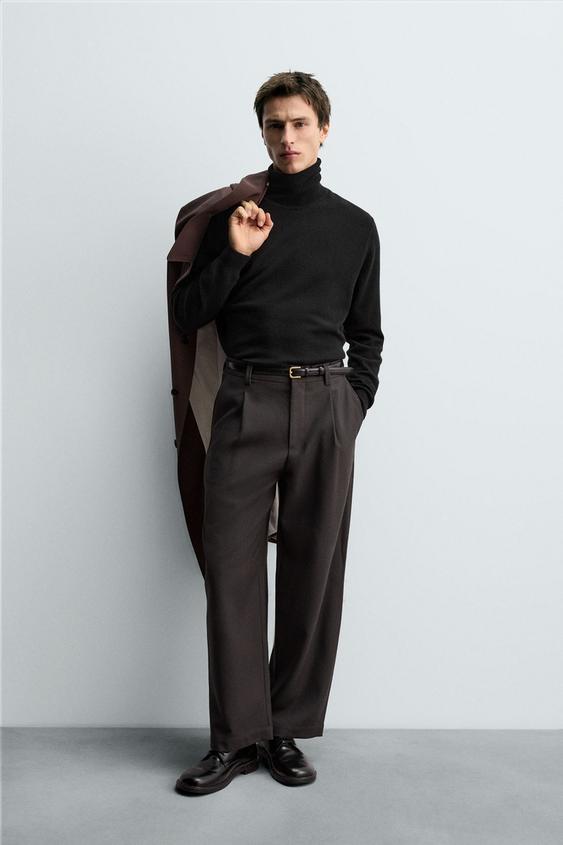 CASHMERE TURTLENECK JUMPER