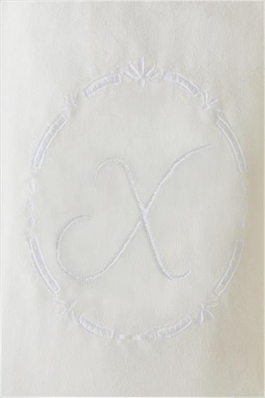 LOT LANGES EN MOUSSELINE ENFANT BRODERIE LETTRE (LOT DE 2) - 876 de Zara - Image 3