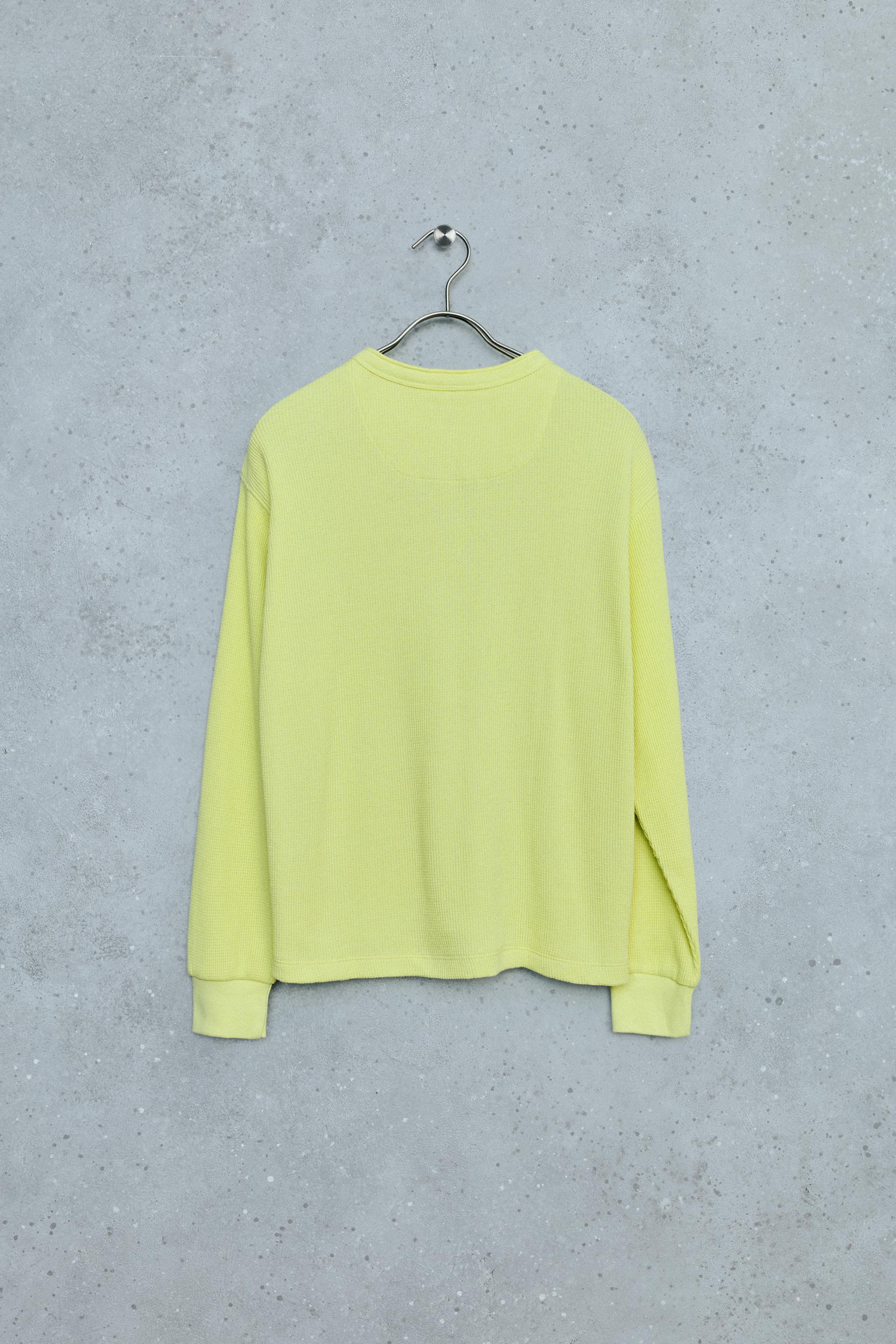 STORIESZ - WAFFLE KNIT HENLEY T-SHIRT — Lime green