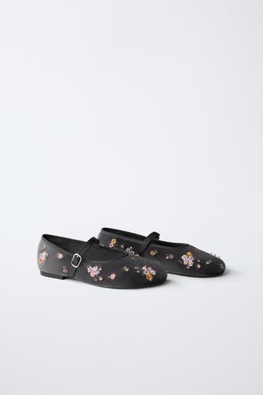 BAILARINA BORDADA FLORES - Gris de Zara