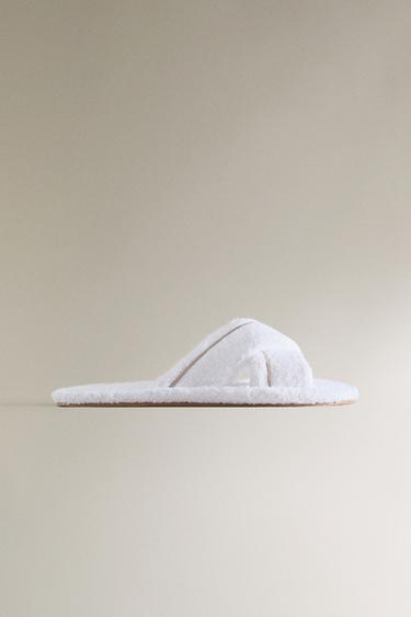 CHAUSSONS DE BAIN CROISÉS TISSU ÉPONGE - Blanc de Zara - Image 1