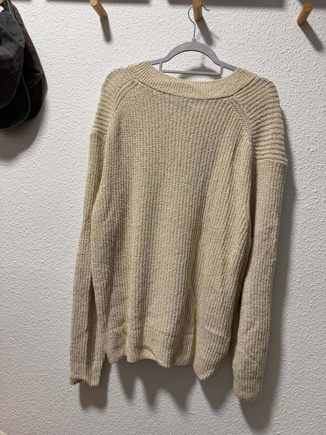BOUCLÉ TEXTURE SWEATER - Image 4