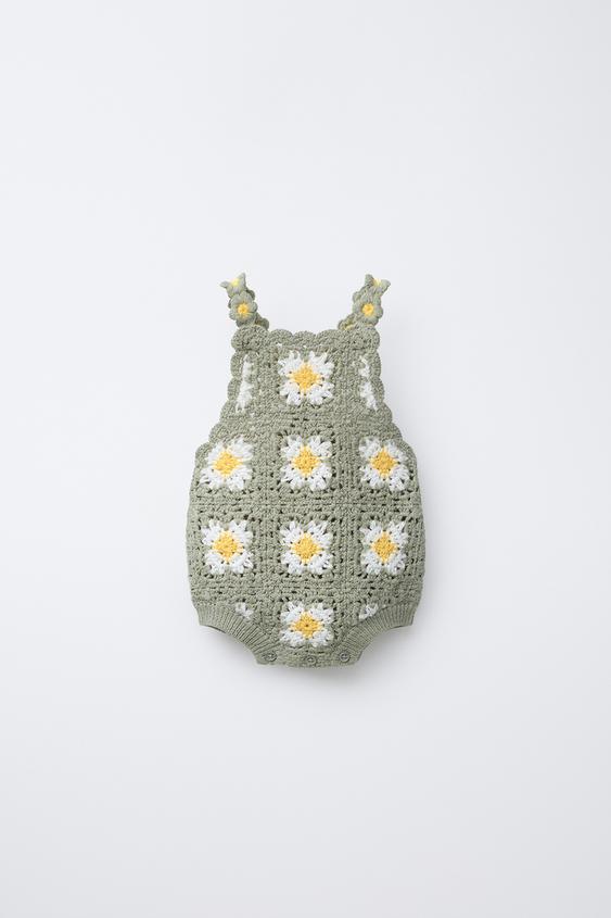 CROCHET FLOWER KNIT ROMPER