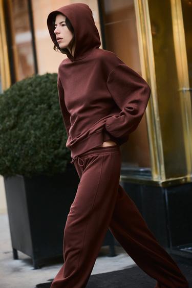SWEAT À CAPUCHE AVEC POCHES - Grenat de Zara