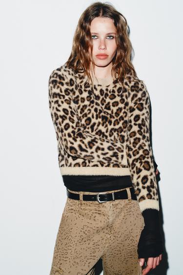 ANIMAL PRINT FAUX FUR KNIT JUMPER - Leopard by Zara