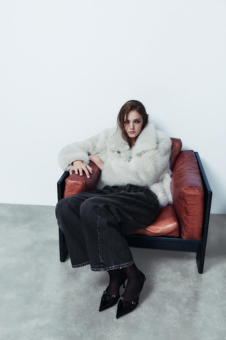 バックルストラップ ハイヒールシューズ - ブラック | ZARA Japan / 日本