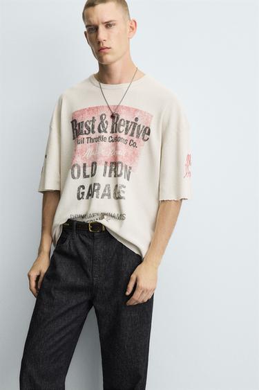 T-SHIRT EN MAILLE IMPRIMÉ DÉLAVÉ - Écru moyen de Zara - Image 4