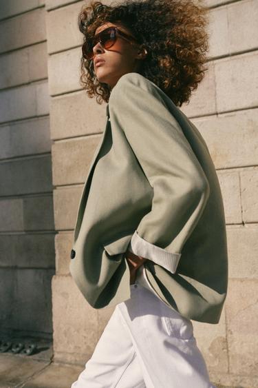 BLAZER CON LINO MANGA REMANGADA - Khaki claro de Zara