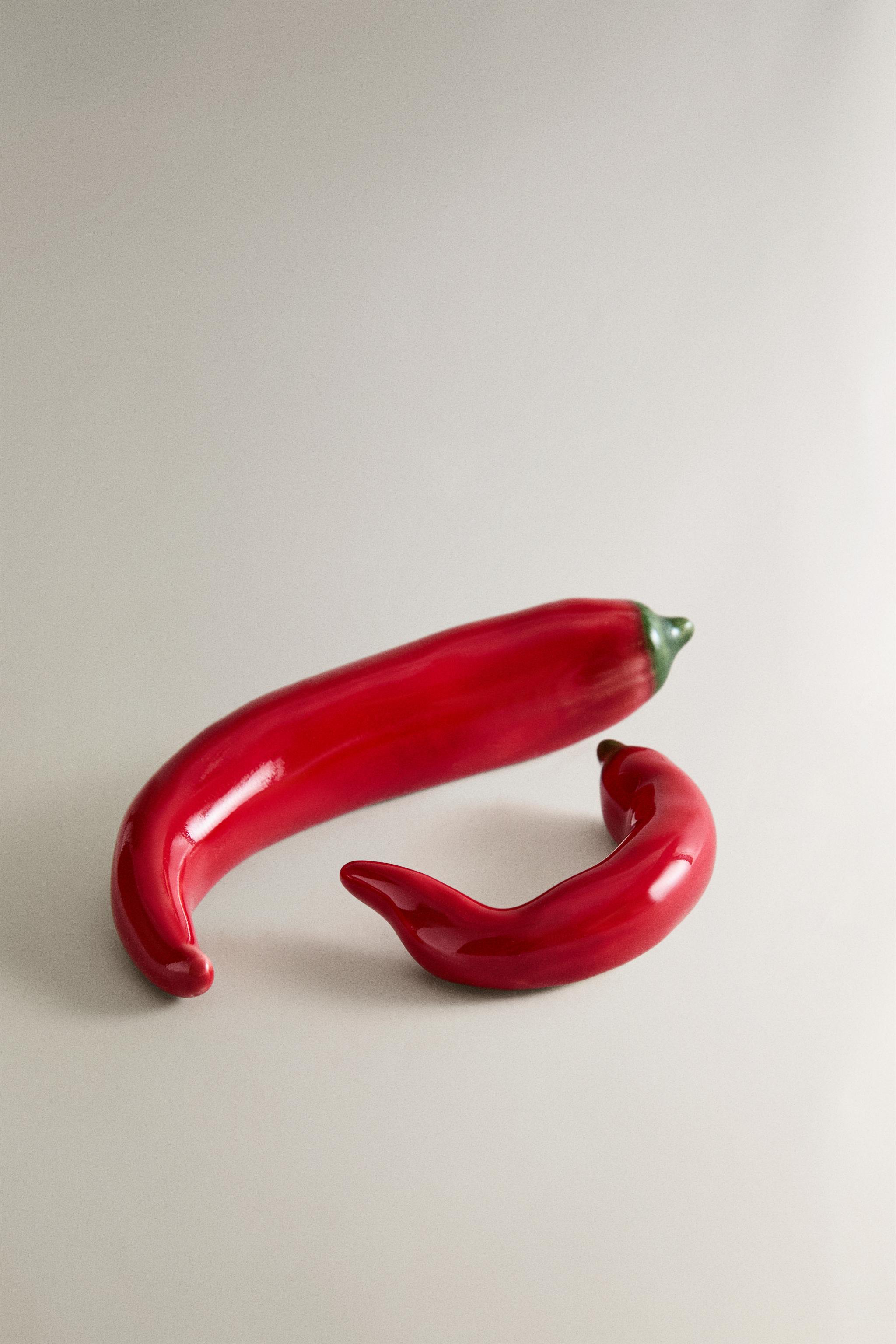 CERAMIC CHILI PEPPERS (PACK OF 2) — Red