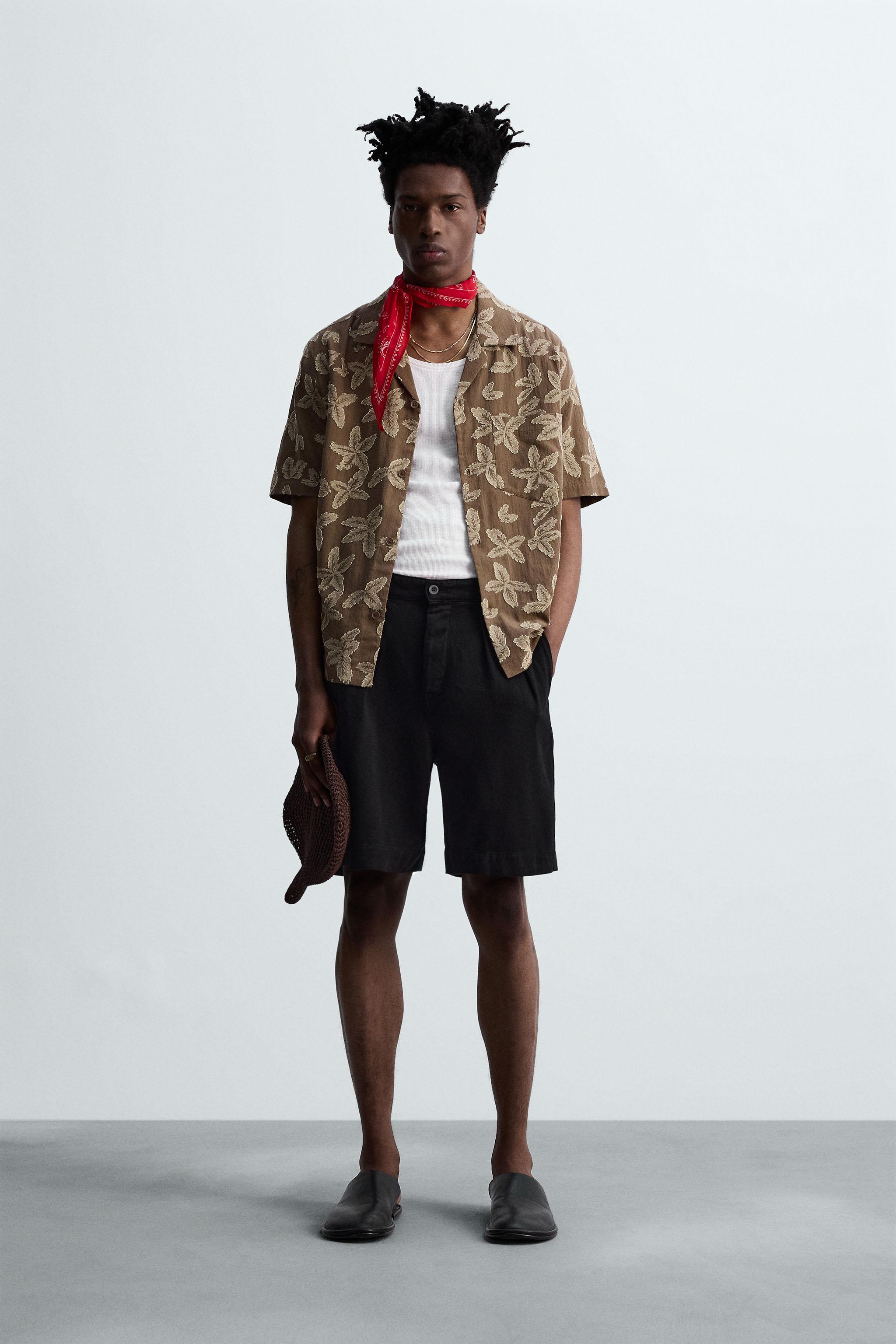 スペイン発送 ZARA グラフィックTシャツ OTIS KWAME KYE QUAICOE EMBROIDERED STRIPED T-SHIRT © OTIS KWAME KYE QUAICOE - Green