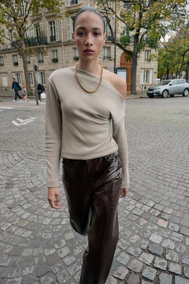 ASYMMETRIC SOFT TOP - Beige marl by Zara